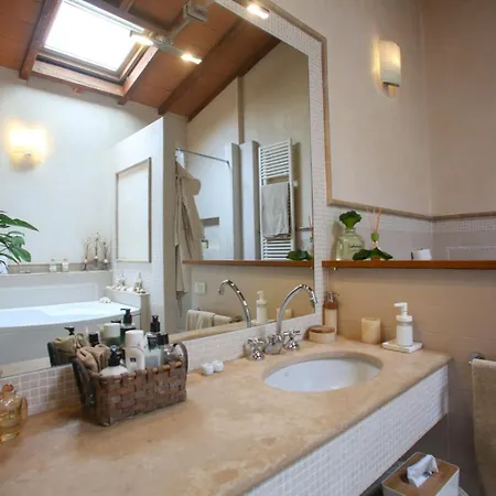 Pietra E Glicine Bed & Breakfast 4*