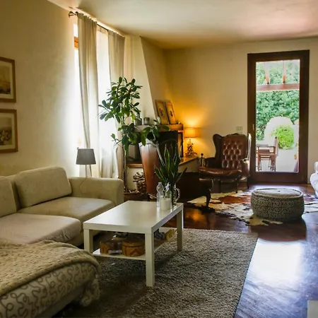 Bed & Breakfast Pietra E Glicine